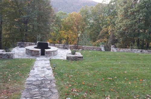 Berkeley Springs House | Luxury And Beautiful House With Amazing Mountain View. Perfect For Getaway