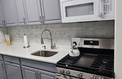 Park Versailles Apartment | LUXURY APT IN THE BRONX/CLOSE TO BRONX ZOO