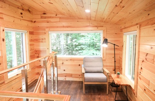 Cavendish Cabin | Luxury Cabin #1 Hot Tub, Kayaks, Paddle Boards, Private Fire Pit