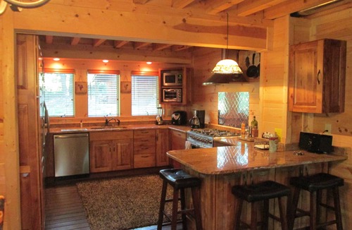 Boonsboro House | Luxury Cabin Nestled In The Beautiful Blue Ridge Mountains