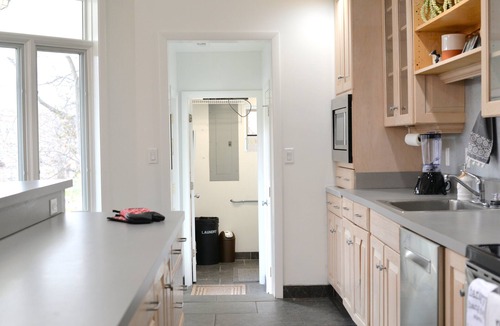 CUF House | luxury downtown Business and event house sleep 17
