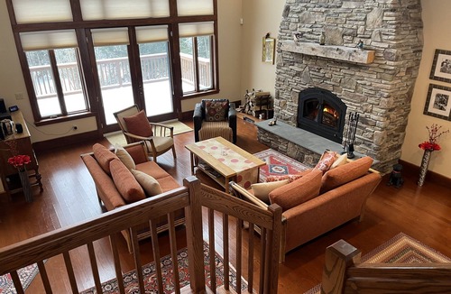 Montgomery Center House | Luxury Family Chalet with views of Jay Peak, 3 miles from Jay Peak Resort