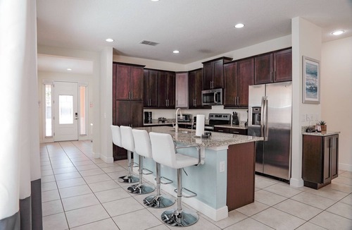 West Kissimmee Villa | Luxury Family Villa + Encore Waterpark +10min Disney + Private Pool + Game Room