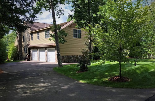 Moultonborough House | Luxury High-End Winnipesaukee Lakefront Sleeps 14 - Ideal For Large Families