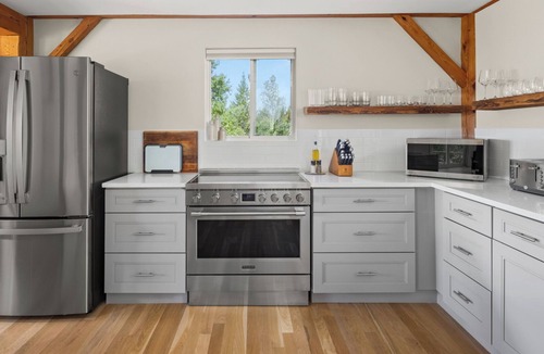 Morrisville House | Luxury home & guest house