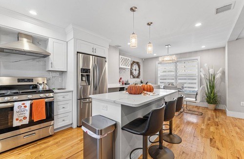 Watertown Condo | Luxury large house minutes to Cambridge and Boston