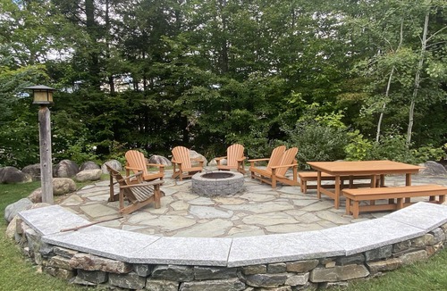 Lincoln House | Luxury Loon Townhouse, Pool & Spa Access, sleeps 12, 2 levels!