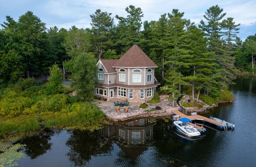 Redwood House | Luxury Waterfront Lake Home in the Thousand Islands Area