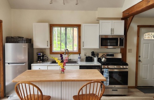 Newfane House | Magical Retreat Cottage - Brilliant Autumn Colors and Waterfalls Vermont Getaway