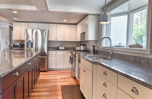 Lochmere House | Makin' Waves on Silver Lake with sandy beach and dock