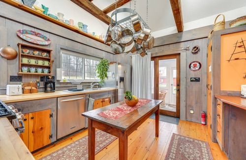 Manchester Center House | Manchester Center Home w/Green Mtn Views!