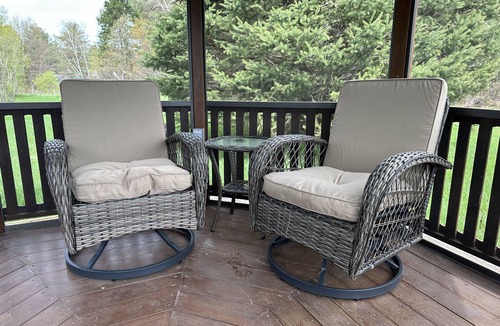 Williston North House | Maple Leaf Acres