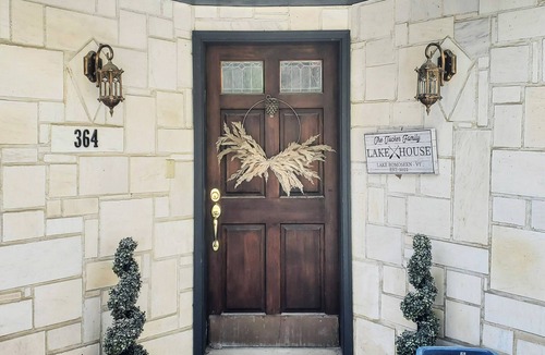 Fair Haven House | Marble House - Beautiful Lake Front Home with scenic view