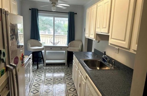 Montgomery Village House | Marvelous 4-bedroom townhome with AC in Gaithersburg