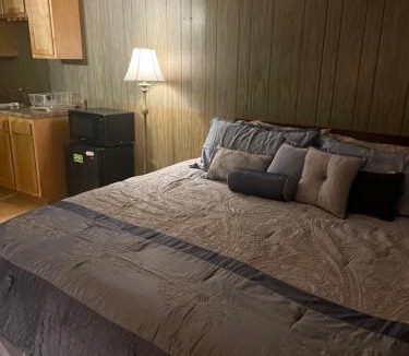 East Durham Hotel | Michael Dee's Apartments