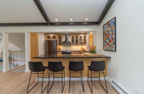 Cairo House | Modern Catskills Retreat with Creek & Fire Pit
