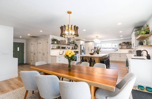 Old Southwest House | Modern Comfort Spacious Family Retreat with Gym