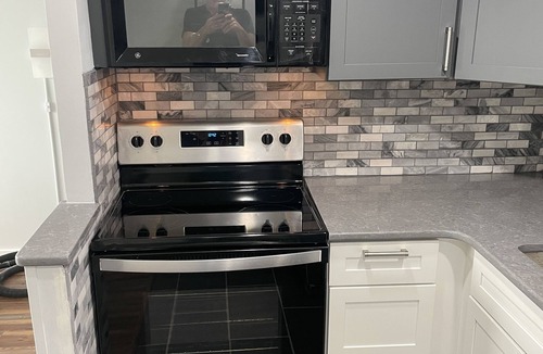 Snowshoe Condo | Modern Condo Ski In/Ski Out with Night Skiing - 2 Beds/Full Bath, Full Kitchen
