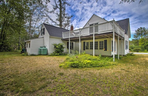 Intervale Cottage | Modern Home ~ 2 Mi to Cranmore Mountain Resort!