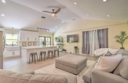 Town of East Fishkill House | Modern NY Home with Views By Hudson Valley Hiking!