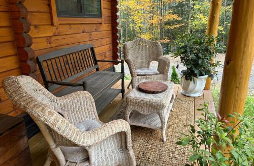 Waterbury House | Moonlight Woods - Gardener's Log Cabin