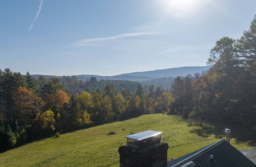Londonderry House | Moose Meadow - Great sledding and Summertime Activities