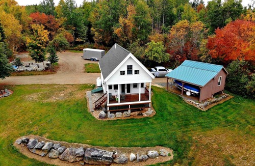 Upton Cottage | Mountain Cottage - Lake and Mountain Views!