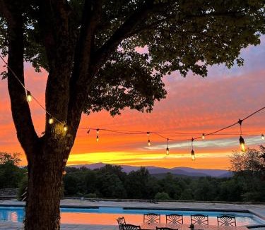 Haywood House | Mountain Mama Ranch - Luxe Farmhouse on 200 acres close to Shenandoah, with top amenities, longhorns and Blue Ridge mountain views