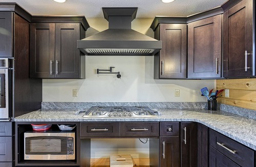 McHenry Cabin | Mountain-view home with hot tub, elevator, balcony, WiFi, AC, & pool table