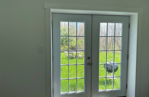 Old Chatham Cottage | Mountain View Retreat in Hudson Valley near Berkshire Attractions