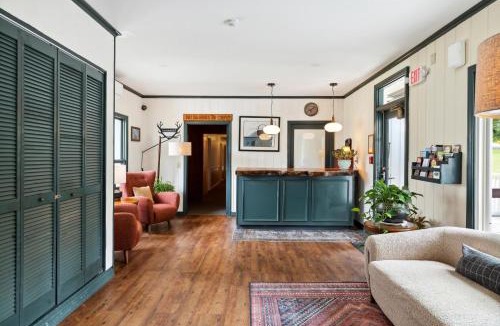 West Dover Cabin | Mountaineer Inn