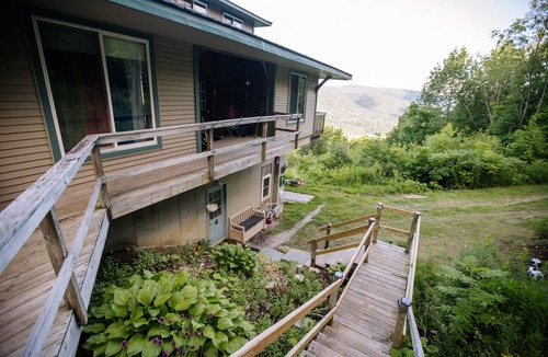 Dorset House | Mountaintop House With Spectacular Views