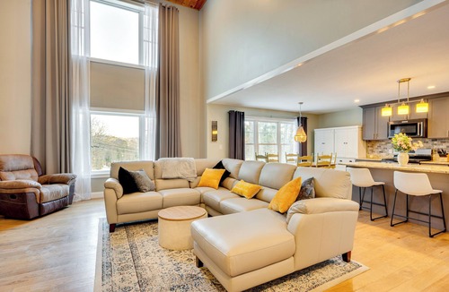 Birch Hill House | Mtn-View Gem w/Hot Tub & Fire Pit in North Conway