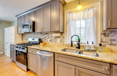Birch Hill House | Mtn-View Gem w/Hot Tub & Fire Pit in North Conway