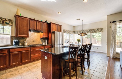 The Woodlands House | Near Cynthia Woods Mitchell Pavilion: Family Home!