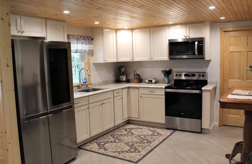 Mouth of Wilson House | Near Grayson Highlands Hot Tub & Creekside Fun