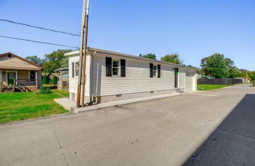 Prestonsburg House | Near Scenic Parks Convenient Home in Prestonsburg