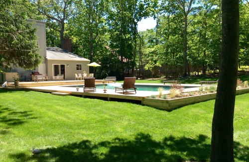 Northwest Harbor House | New dates available! Sunny, heated pool, walk to bay beach