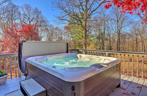 Fishkill House | NEW! Fishkill A-Frame w/ Private Pool & Hot Tub!