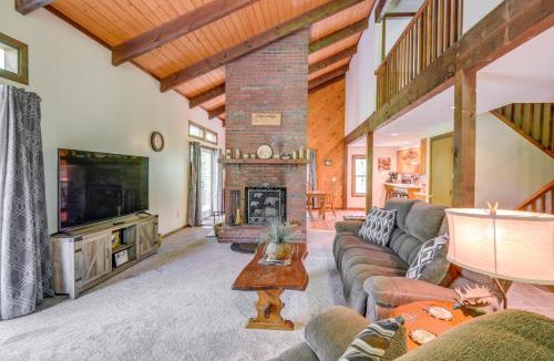 Eidelweiss Village House | New Hampshire Vacation Rental - Walk to Beach!