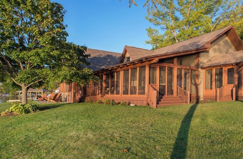 Valois House | NEW LISTING 5 BR/3 BA Authentic Luxury Home ON Keuka Lake!