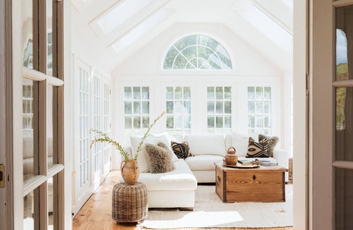 Rupert House | New! Lovingly restored Antique Vermont Farm House- Horse Friendly!