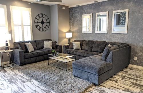 Kierland Apartment | *NEW* Lux Scottsdale Home with Pool, Hot Tub, and Gym