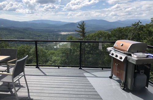 Campton House | New Luxurious Mountain Paradise. Best Views! Hot Tub, AC, Waterville Estates