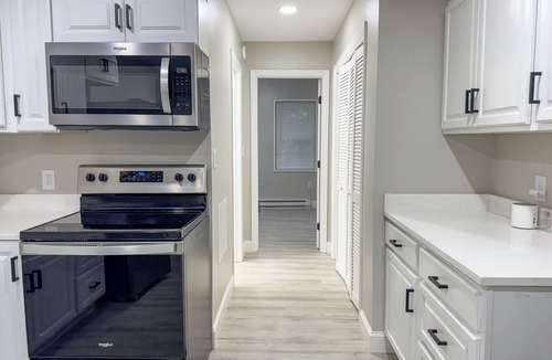 West Lebanon Apartment | New Remodel - 1st Floor - Mins to DHMC & Hanover