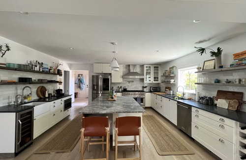 Montauk House | New Resort Style Home w Private Pool & Patio -Family & Pet Friendly!