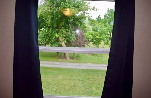 Draper House | New River Waterside Delight; w optional RV hookup