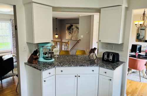 Accord House | NEW: Stylish, clean and comfortable 4-bedroom country home located in Accord
