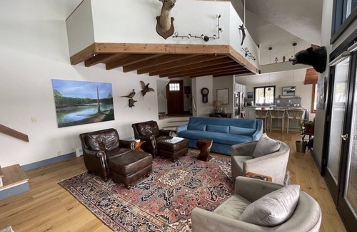 Hebron House | Newfound Lake Stunning Views - Air Conditioned
