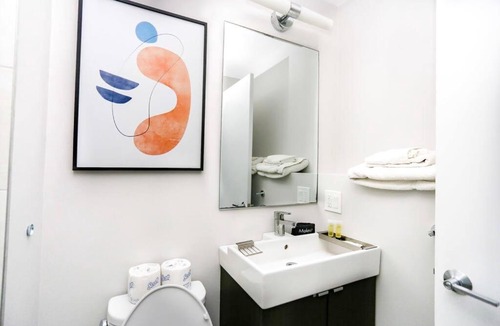 Griggs Park Apartment | Newly Renovated 2bed, 2bath private apartment, minutes from Boston.